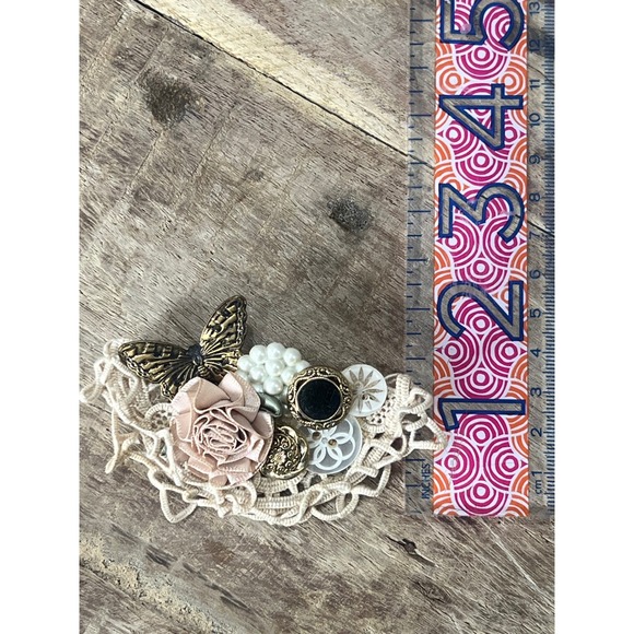 Handmade Lace Trinkets Buttons Reworked Brooch Statement Pin - Picture 8 of 8